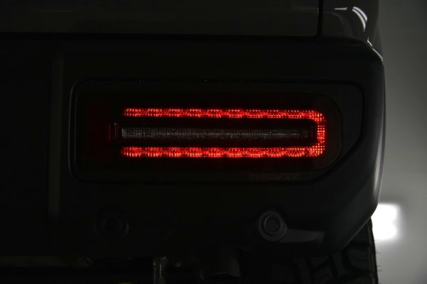 画像4: ジムニー JB64 JB74 JC74 LEDテール ブラック　 (4)