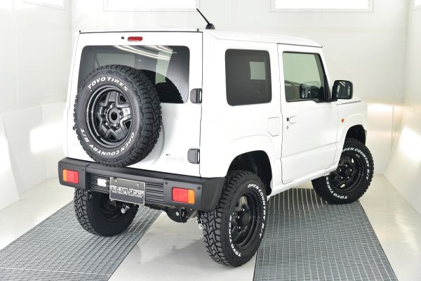 画像3: ジムニー JB64　リヤバンパーTYPE１ ABS製　 (3)