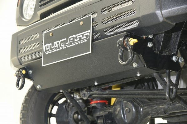画像1: ジムニーシエラ JB74　ジムニーノマドJC74  本気で引っ張れる牽引フック付きスキッドプレート  (1)